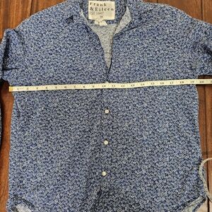 Frank & Eileen Button Down Floral Print Size Small